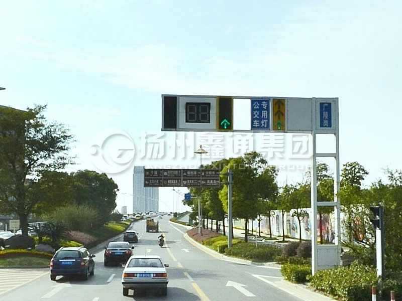 XHDG-025，框架信號燈桿，揚(yáng)州信號燈桿